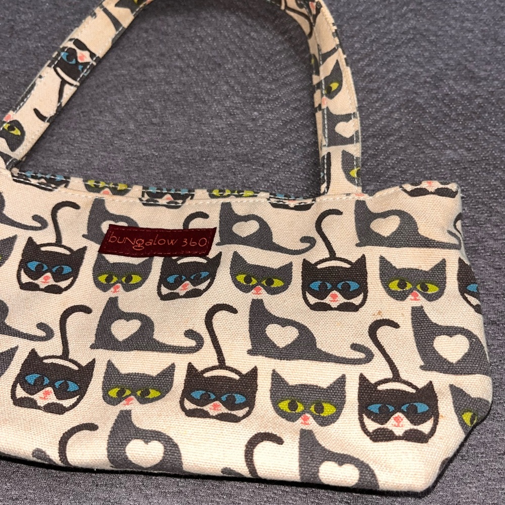 Bungalow 360 Cat Pattern Shoulder Bag - Cream and Gray - Picture 2 of 10